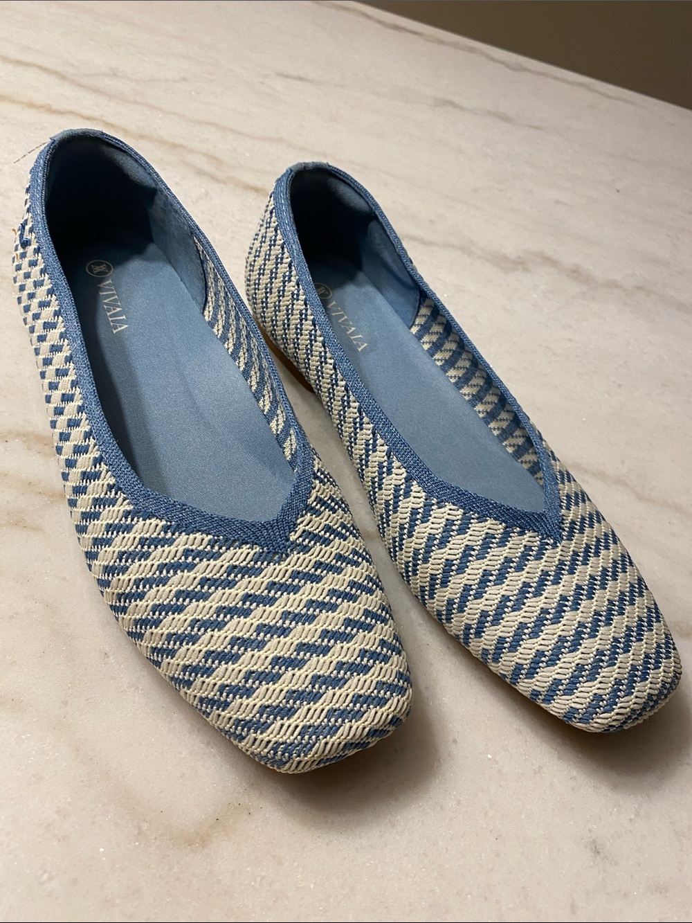 Vivaia Square-Toe Margot V-Cut Flats Margot 3.0 blue white woven ballet flats